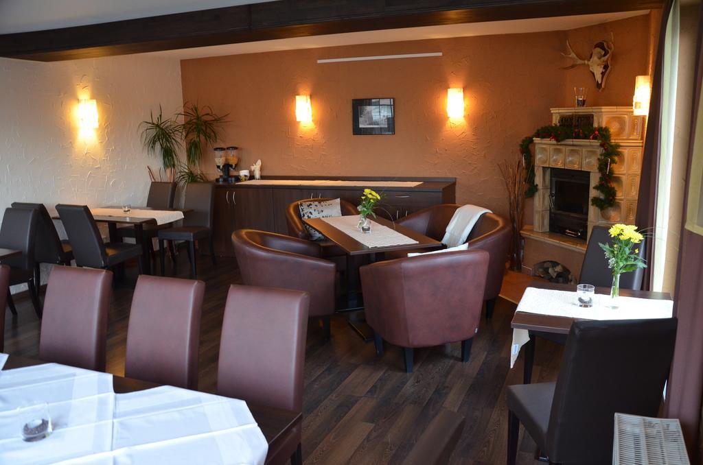 Lukas Restaurant Hotel Lounge Bar Schwarzheide Exteriör bild